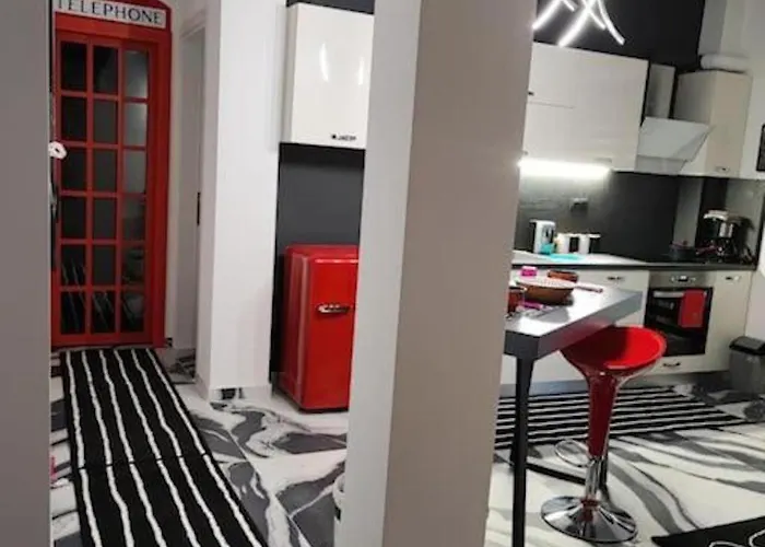 Fruit Tower 公寓 *