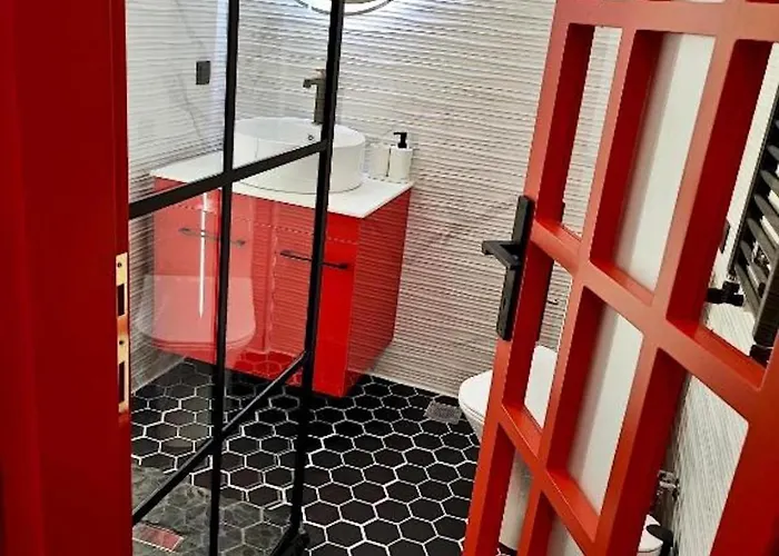 Fruit Tower 公寓 *