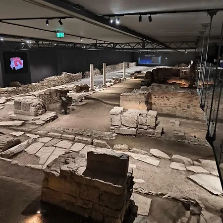 Fruit Tower Apartman *