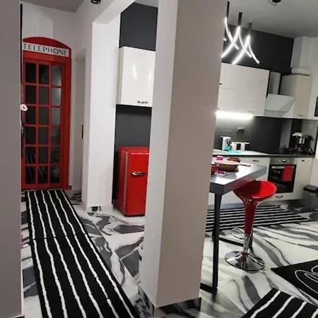 Fruit Tower דירה *